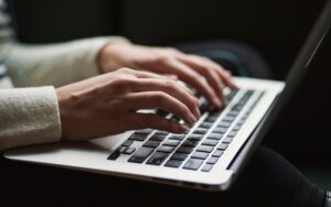 10 True-Life RVer Jobs – “out-of-the-office” lifestyle