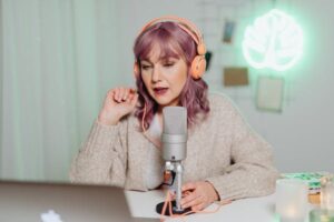 How to Start a Successful Podcast