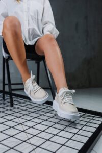 Stylish Shoes Tips to Create the Illusion of Smaller Feet